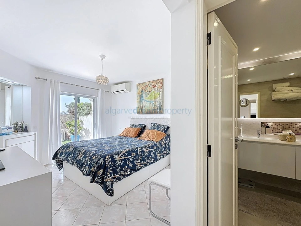 Apartamento T2 para Venda em Albufeira e Olhos de Água Foto 22