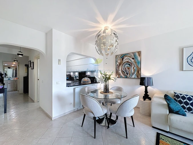 Apartamento T2 para Venda em Albufeira e Olhos de Água Foto 2
