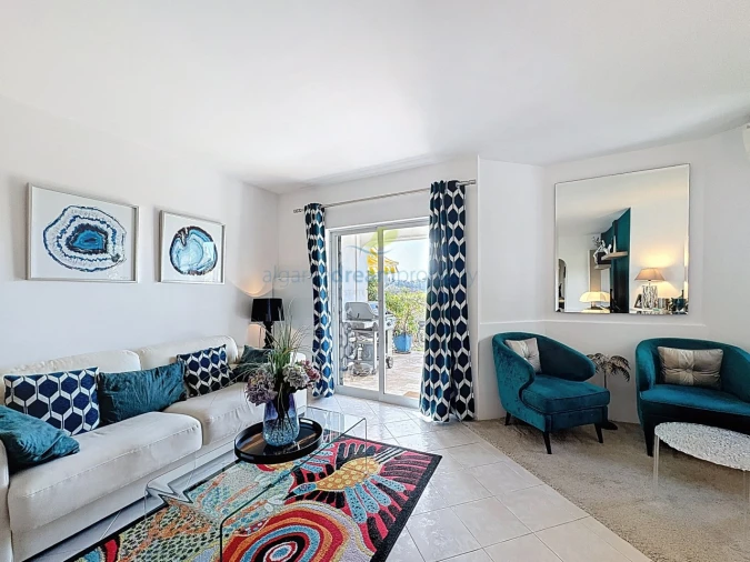 Apartamento T2 para Venda em Albufeira e Olhos de Água Foto 3