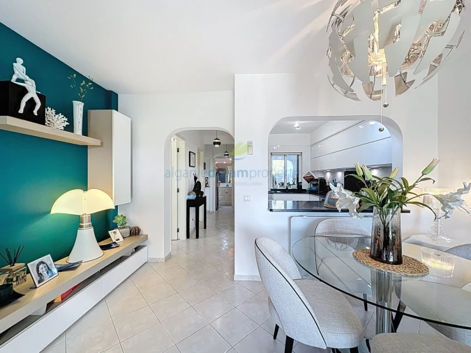 Apartamento T2 para Venda em Albufeira e Olhos de Água Foto 7