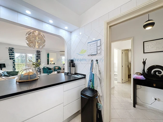 Apartamento T2 para Venda em Albufeira e Olhos de Água Foto 12