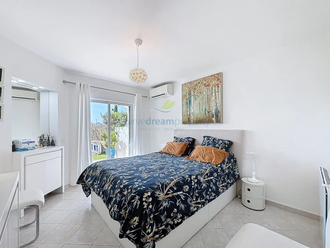 Apartamento T2 para Venda em Albufeira e Olhos de Água Foto 14