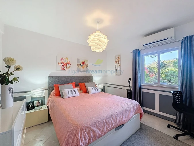 Apartamento T2 para Venda em Albufeira e Olhos de Água Foto 19