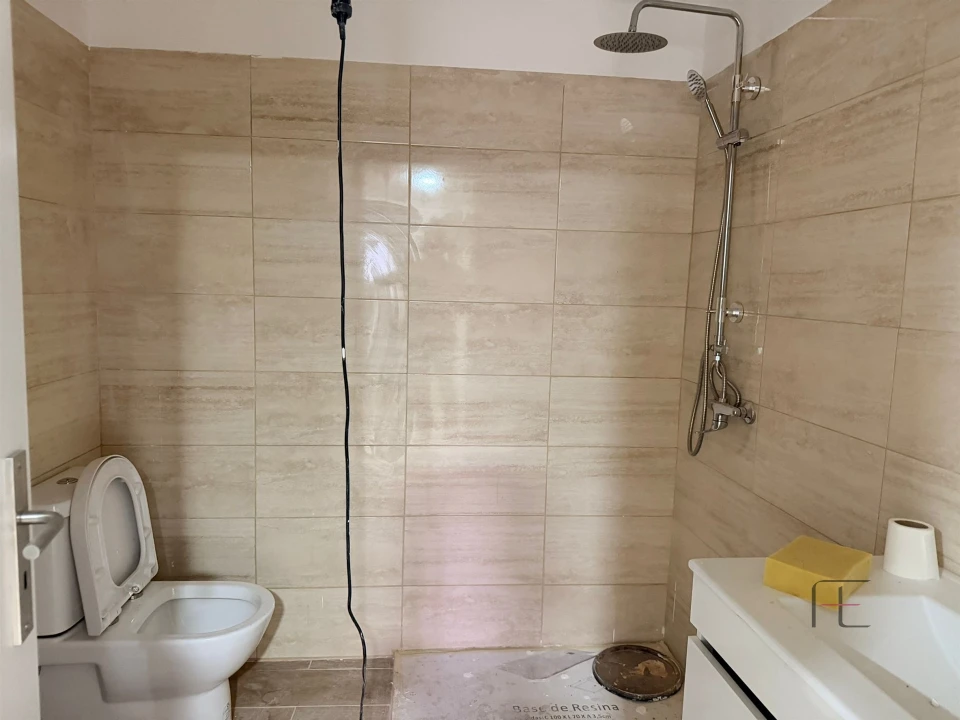 Moradia T3 para Venda em Pedrouços Foto 14