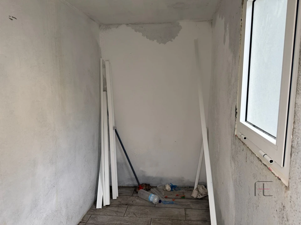 Moradia T3 para Venda em Pedrouços Foto 9