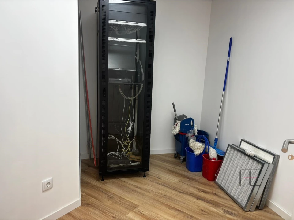 Loja para Venda em Mafamude e Vilar do Paraíso Foto 22