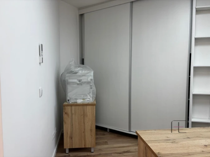 Loja para Venda em Mafamude e Vilar do Paraíso Foto 23