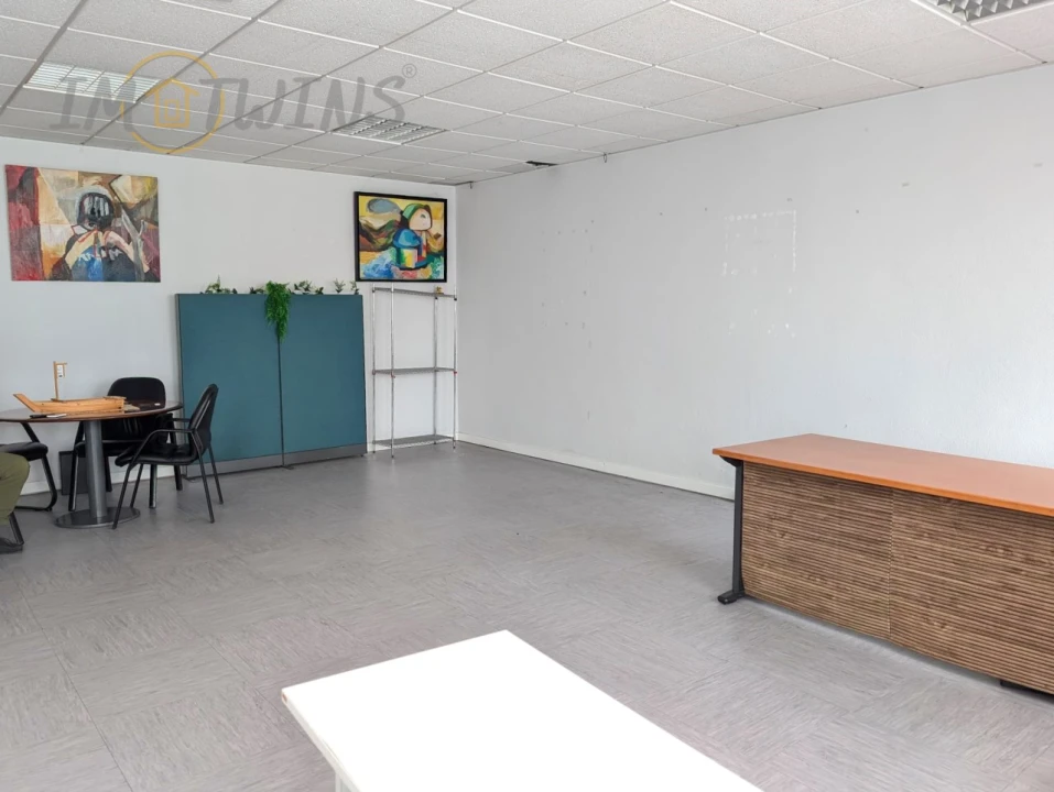 Escritório para Arrendamento em Massamá e Monte Abraão Foto 1