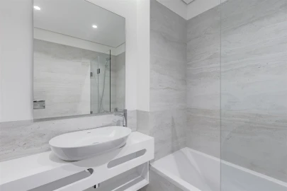 Apartamento T3 para Venda em Lordelo do Ouro e Massarelos