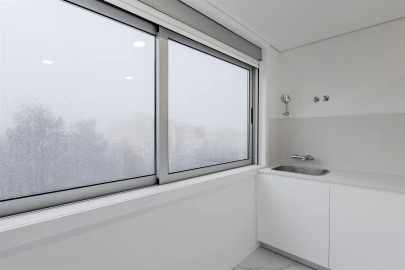 Apartamento T3 para Venda em Lordelo do Ouro e Massarelos