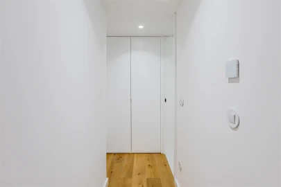 Apartamento T3 para Venda em Lordelo do Ouro e Massarelos