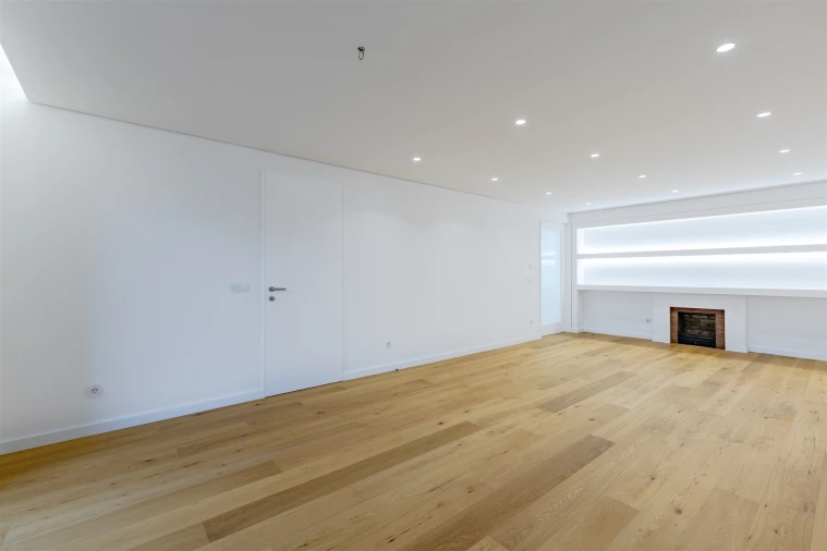 Apartamento T3 para Venda em Lordelo do Ouro e Massarelos Foto 8