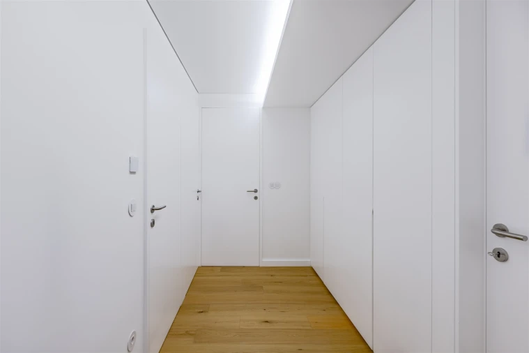 Apartamento T3 para Venda em Lordelo do Ouro e Massarelos Foto 21