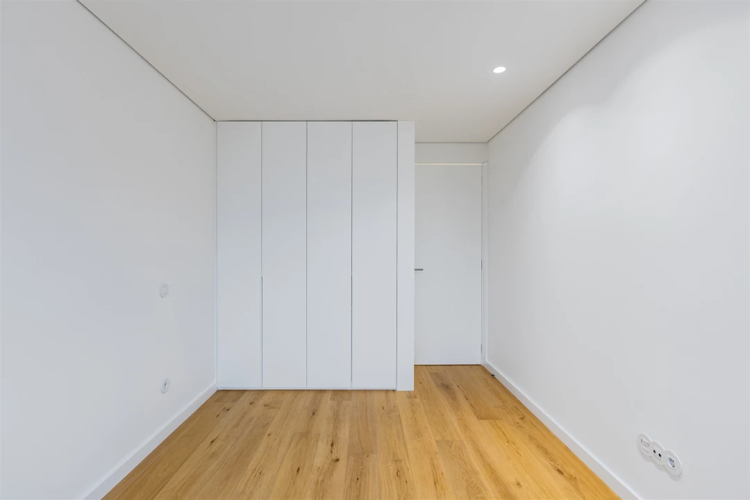 Apartamento T3 para Venda em Lordelo do Ouro e Massarelos Foto 36