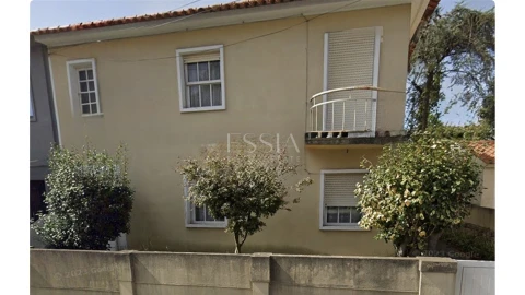 Moradia T4 para Venda em Aldoar, Foz do Douro e Nevogilde