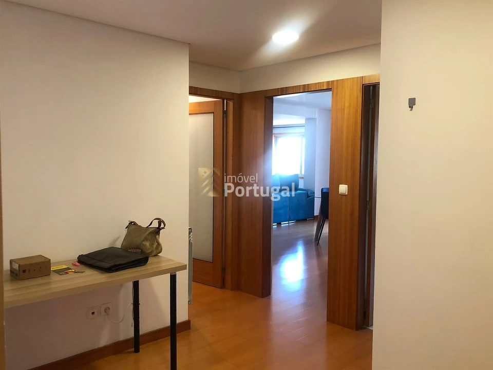 Apartamento T2 para Arrendamento em Nogueira, Fraião e Lamaçães Foto 2