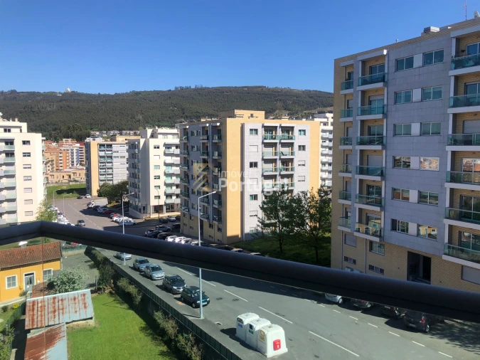 Apartamento T2 para Arrendamento em Nogueira, Fraião e Lamaçães Foto 1