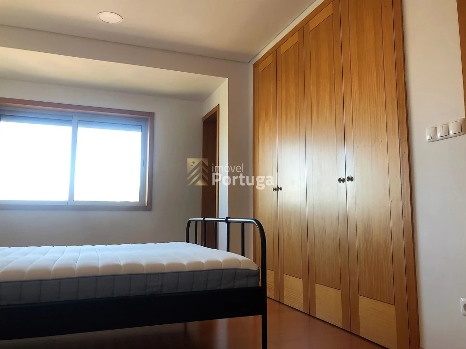 Apartamento T2 para Arrendamento em Nogueira, Fraião e Lamaçães Foto 13