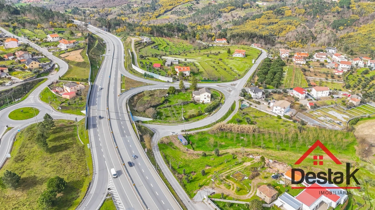 Terreno para Venda em Fornos de Maceira Dão Foto 6