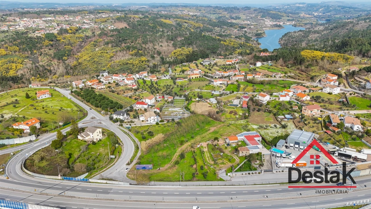 Terreno para Venda em Fornos de Maceira Dão Foto 4