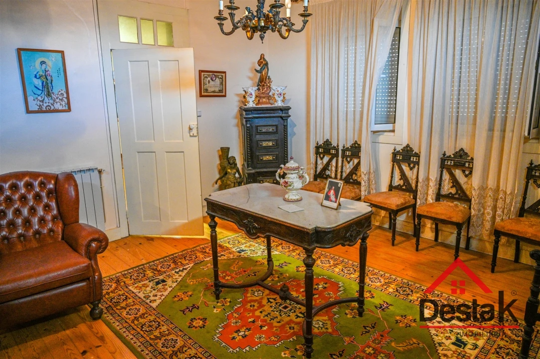 Moradia T6 para Venda em Satão Foto 28