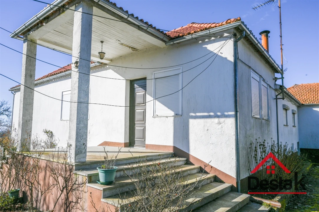 Moradia T6 para Venda em Satão Foto 31