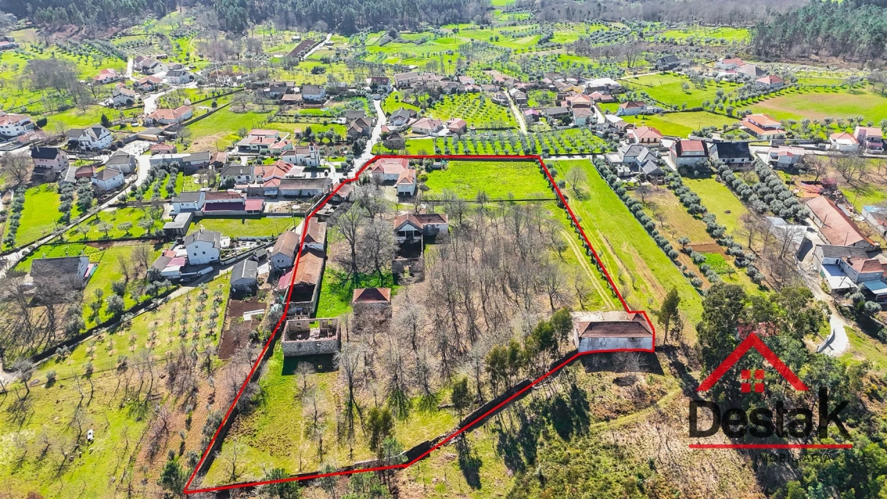 Moradia T6 para Venda em Satão Foto 3