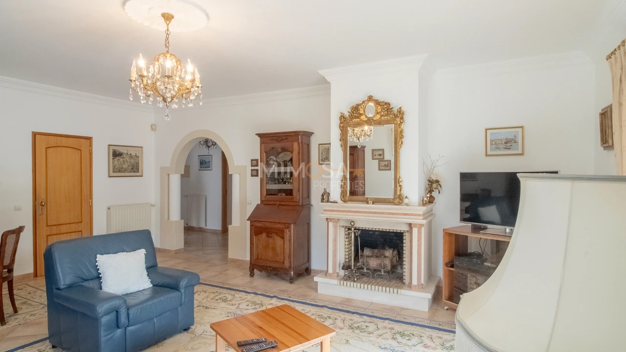 Moradia T3 para Venda em Lagos (São Sebastião e Santa Maria) Foto 5