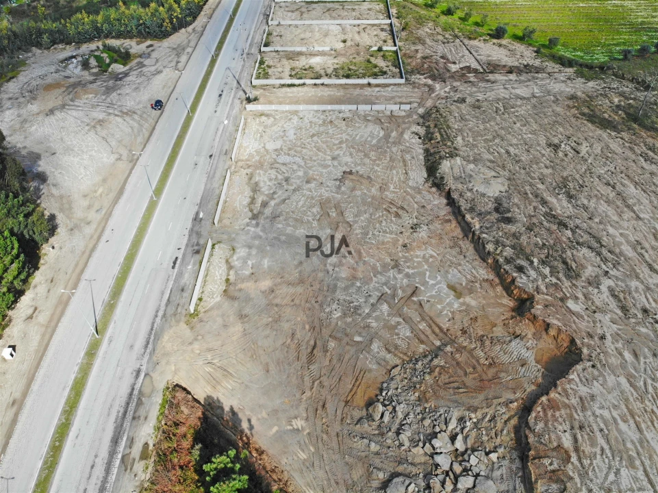 Terreno para Arrendamento em Nelas Foto 5