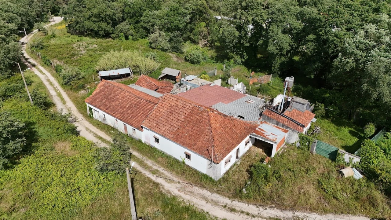 Moradia T7 para Venda em Pedreiras Foto 1