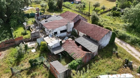 Moradia T7 para Venda em Pedreiras