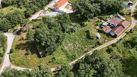 Moradia T7 para Venda em Pedreiras