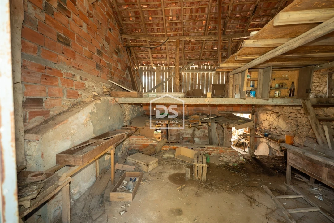 Moradia T7 para Venda em Pedreiras Foto 8