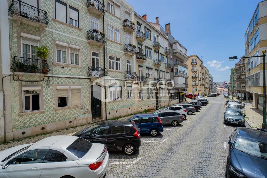 Apartamento T3 para Arrendamento em Arroios Foto 14