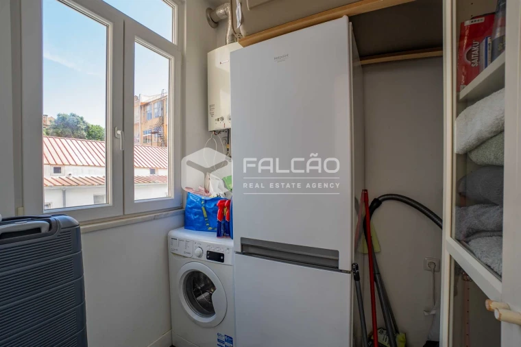 Apartamento T3 para Arrendamento em Arroios Foto 27