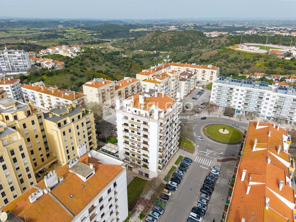 Apartamento T5 para Venda em Marvila, Ribeira Santarém, São Salvador, São Nicolau Foto 1