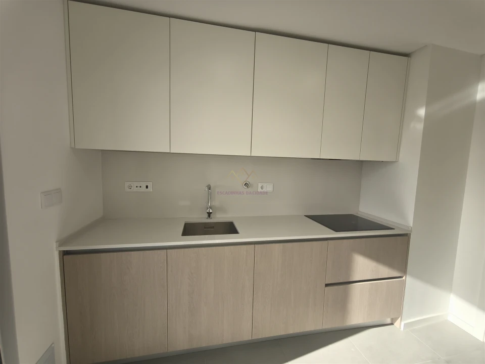 Apartamento T2 para Venda em Carnaxide e Queijas Foto 14