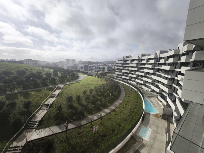 Apartamento T2 para Venda em Carnaxide e Queijas Foto 35