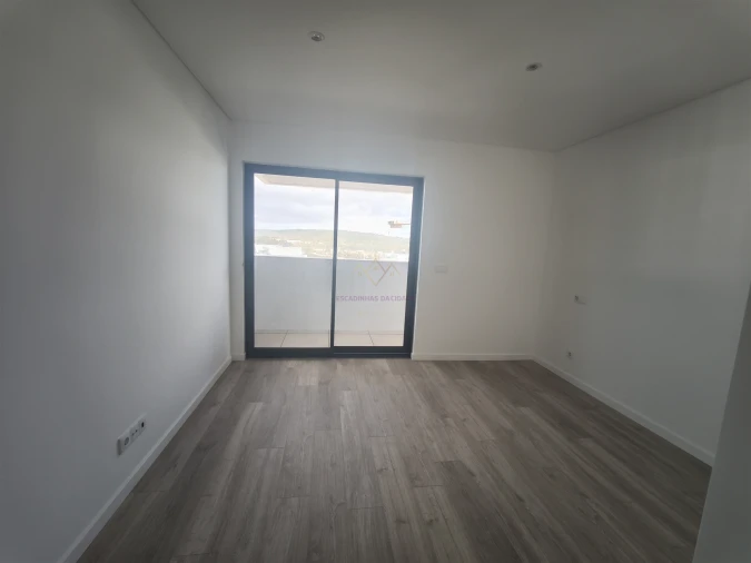 Apartamento T2 para Venda em Carnaxide e Queijas Foto 17