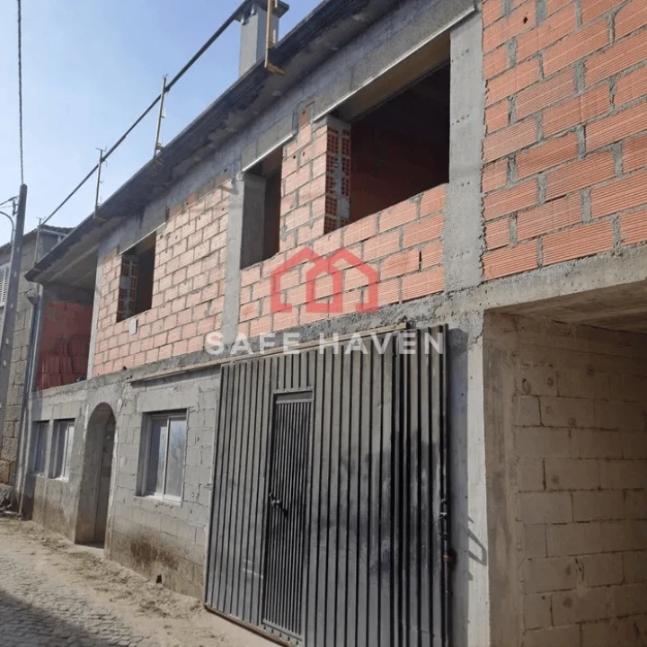 Moradia T3 para Venda em Pindo Foto 4