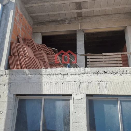 Moradia T3 para Venda em Pindo Foto 3