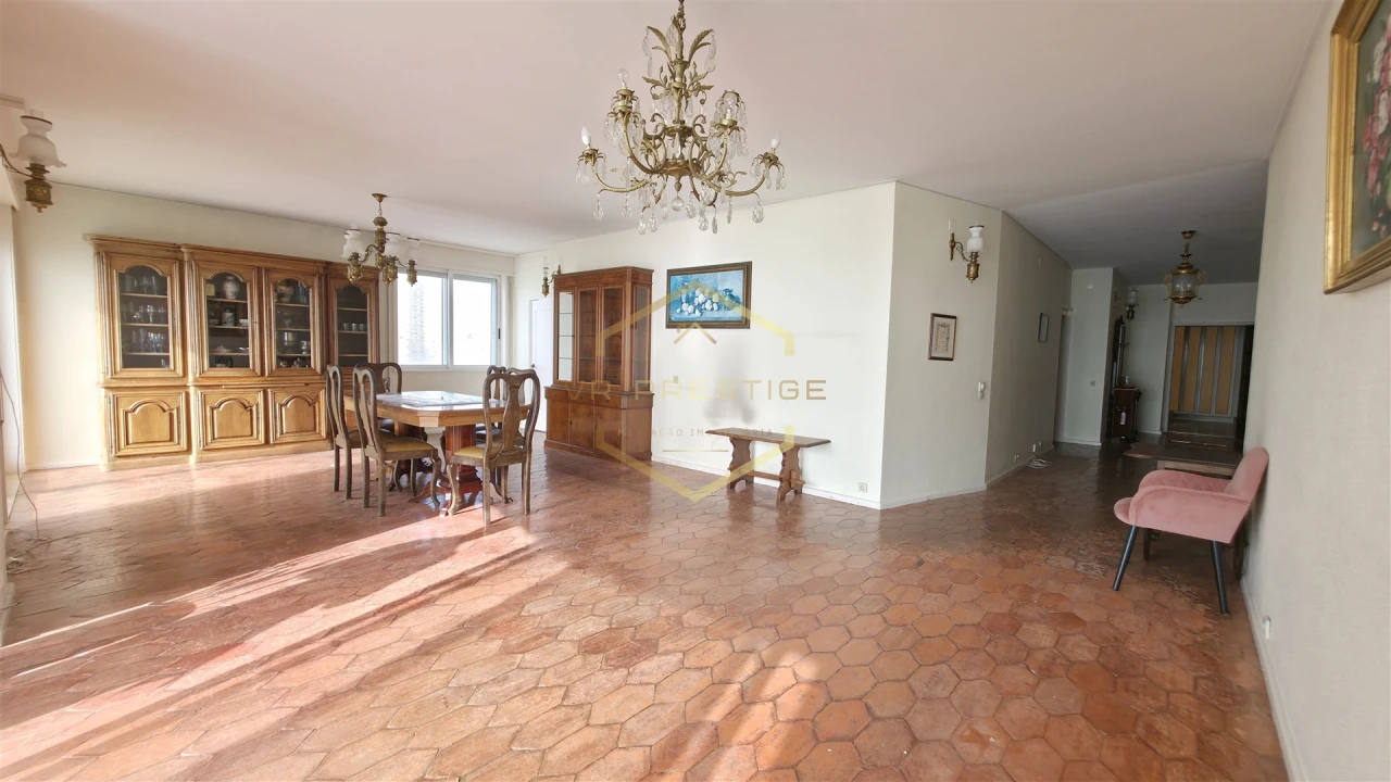 Apartamento T6 para Venda em Póvoa de Varzim, Beiriz e Argivai Foto 2