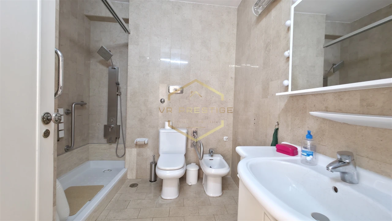 Apartamento T6 para Venda em Póvoa de Varzim, Beiriz e Argivai Foto 19