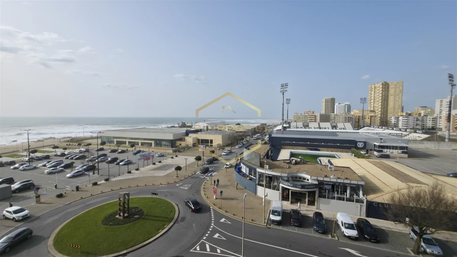 Apartamento T6 para Venda em Póvoa de Varzim, Beiriz e Argivai Foto 10