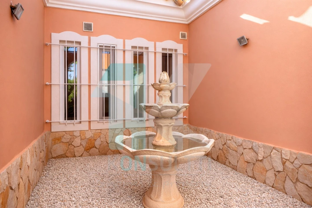 Moradia T5 para Venda em Luz Foto 53