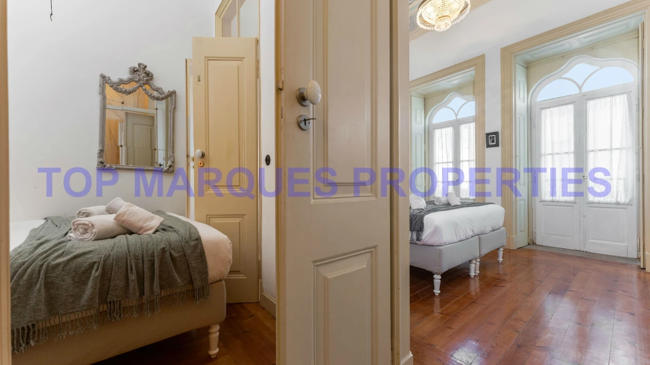 Moradia T4 para Venda em Olhão Foto 5