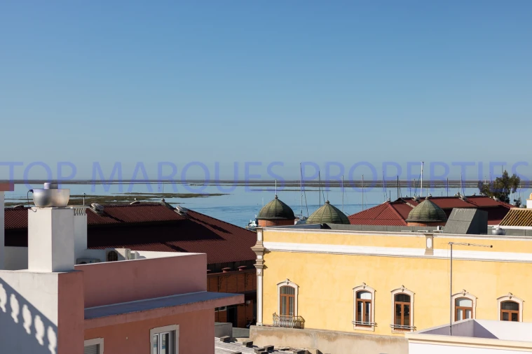 Moradia T4 para Venda em Olhão Foto 2