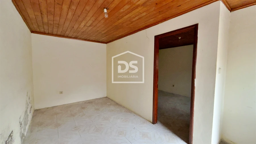 Moradia T2 para Venda em Nespereira e Casais Foto 11