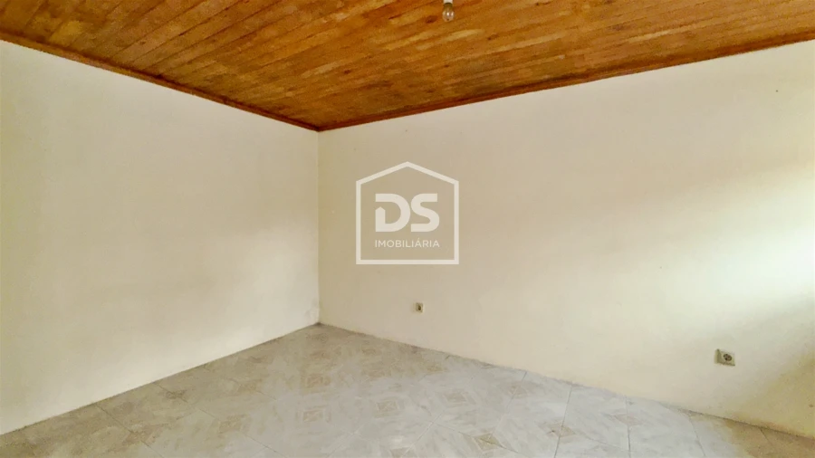 Moradia T2 para Venda em Nespereira e Casais Foto 13