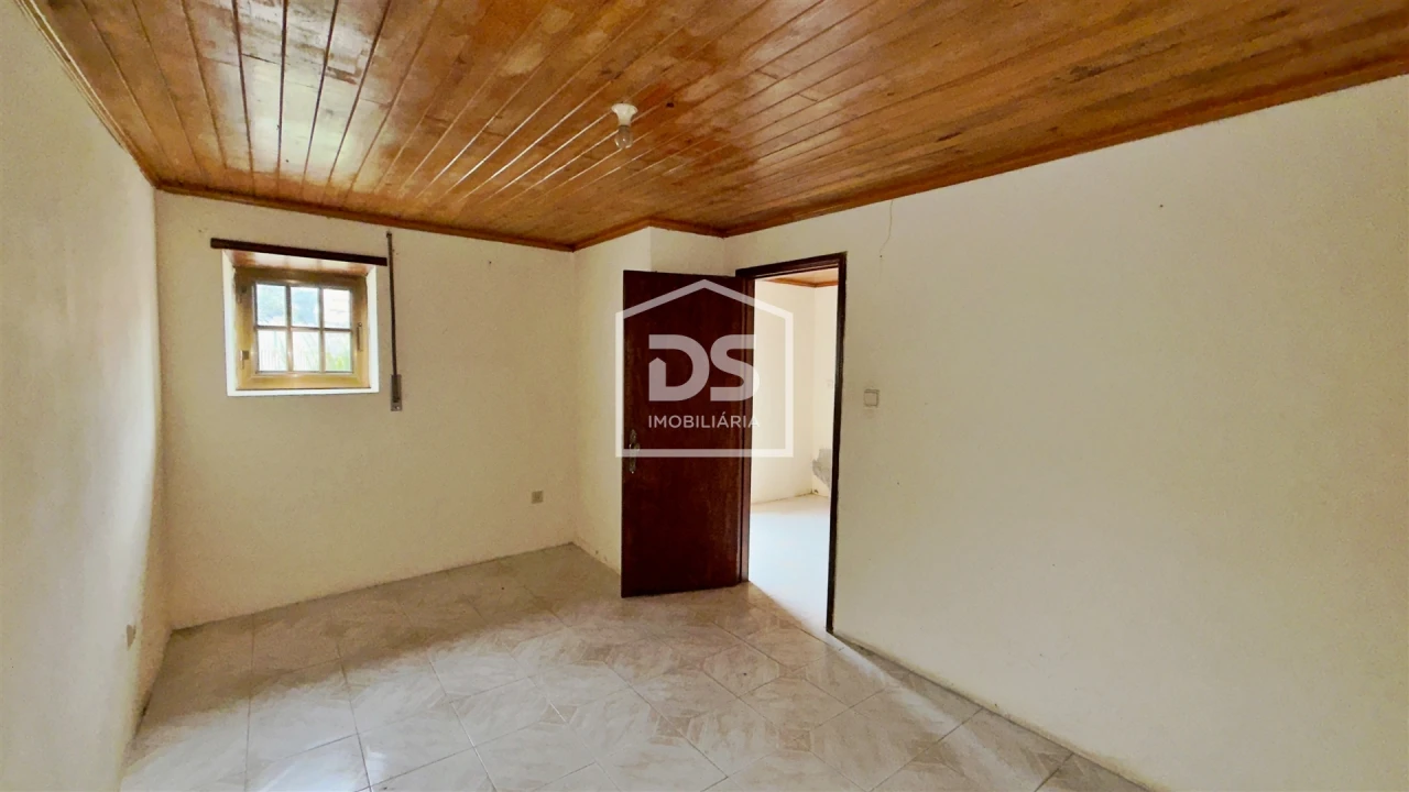 Moradia T2 para Venda em Nespereira e Casais Foto 14